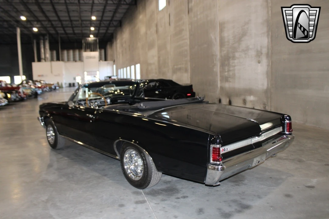 1964 Pontiac Tempest - Image 4 of 12