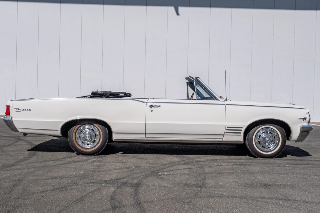 1964 Pontiac Tempest - Image 4 of 31