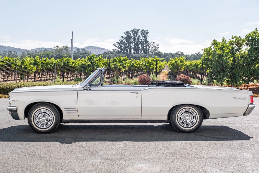 1964 Pontiac Tempest - Image 8 of 31