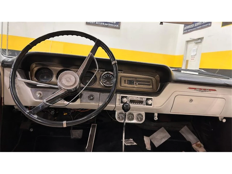 1964 Pontiac Tempest - Image 7 of 10