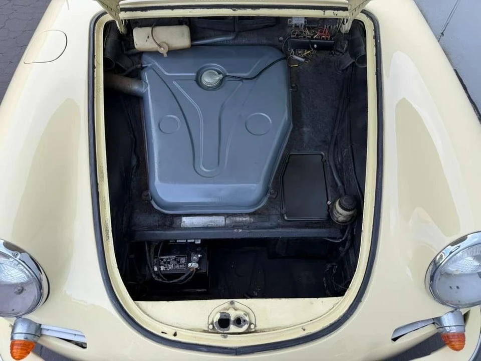 1964 Porsche 356 C - Image 16 of 24