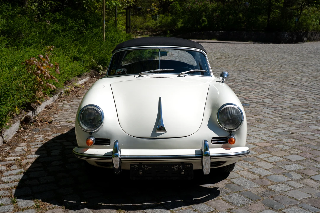 1964 Porsche 356 C - Image 2 of 31