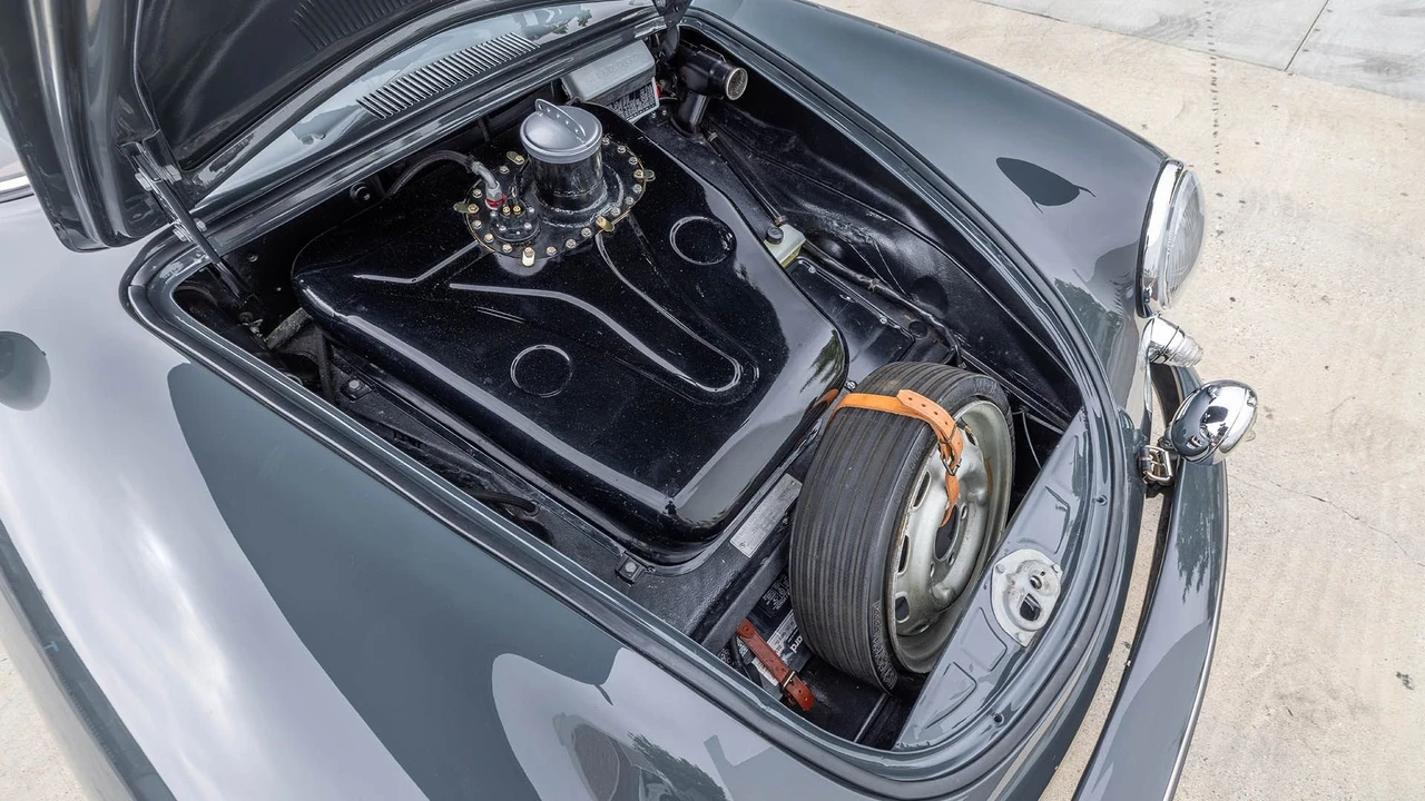 1964 Porsche 356 C - Image 13 of 31