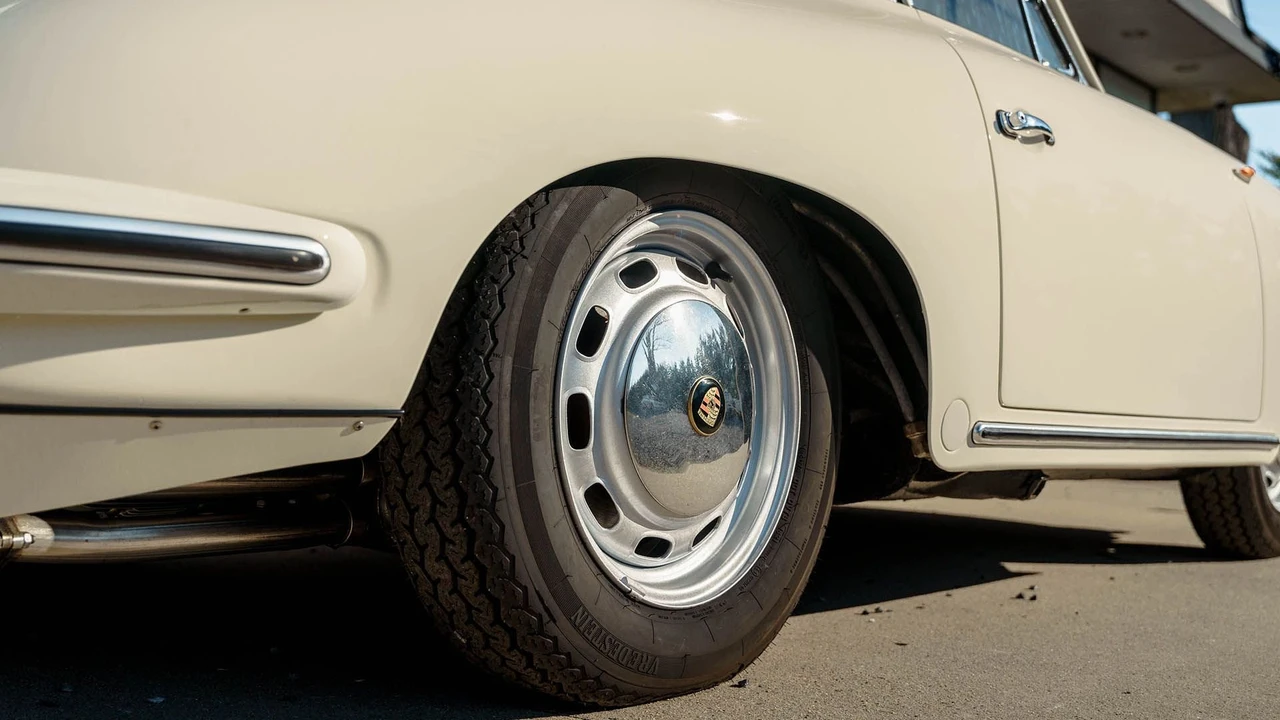 1964 Porsche 356 C - Image 26 of 31