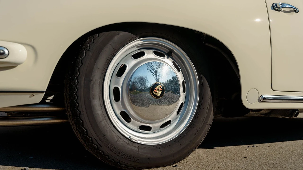 1964 Porsche 356 C - Image 24 of 31