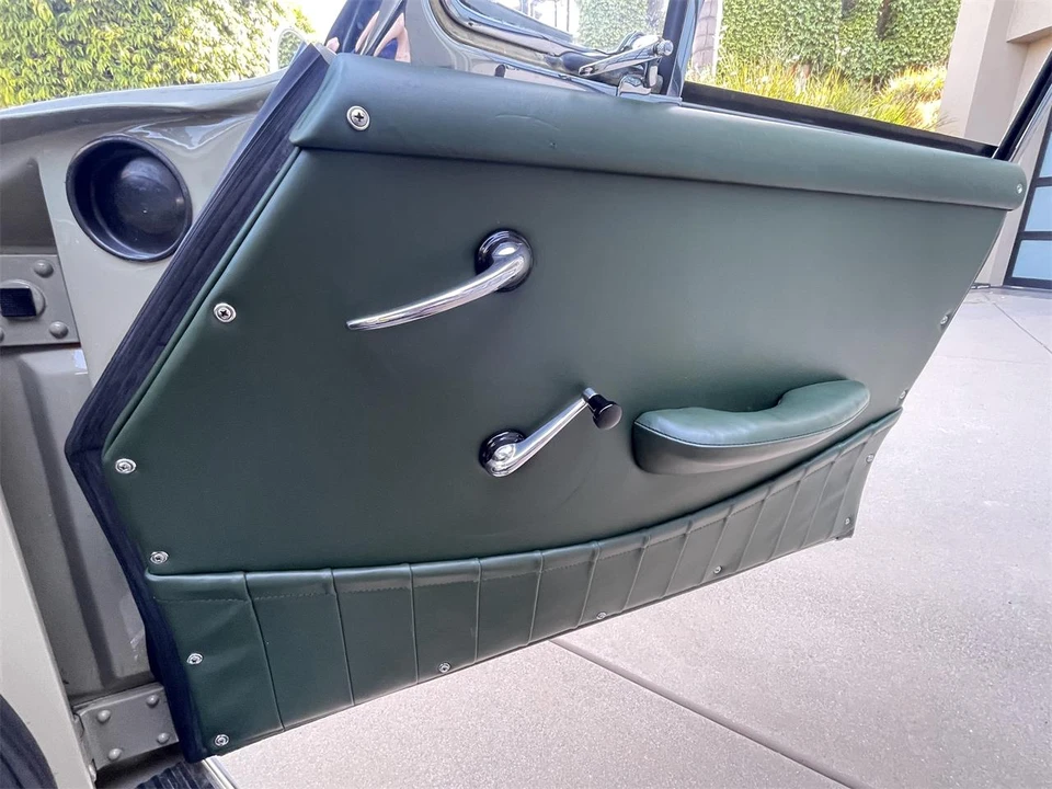 1964 Porsche 356 C - Image 8 of 24