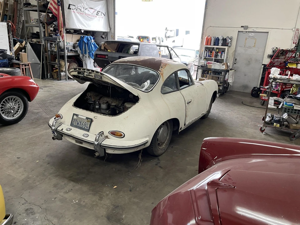 1964 Porsche 356 C - Image 9 of 31