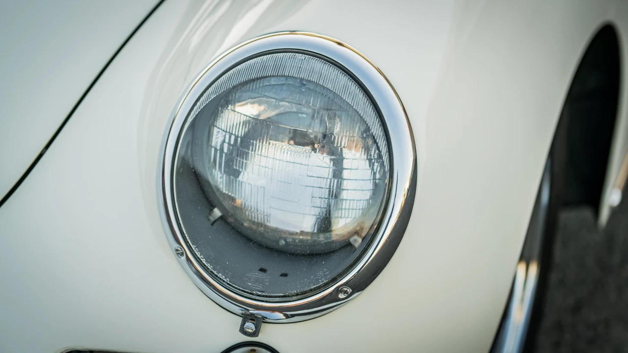 1964 Porsche 356 C - Image 18 of 31