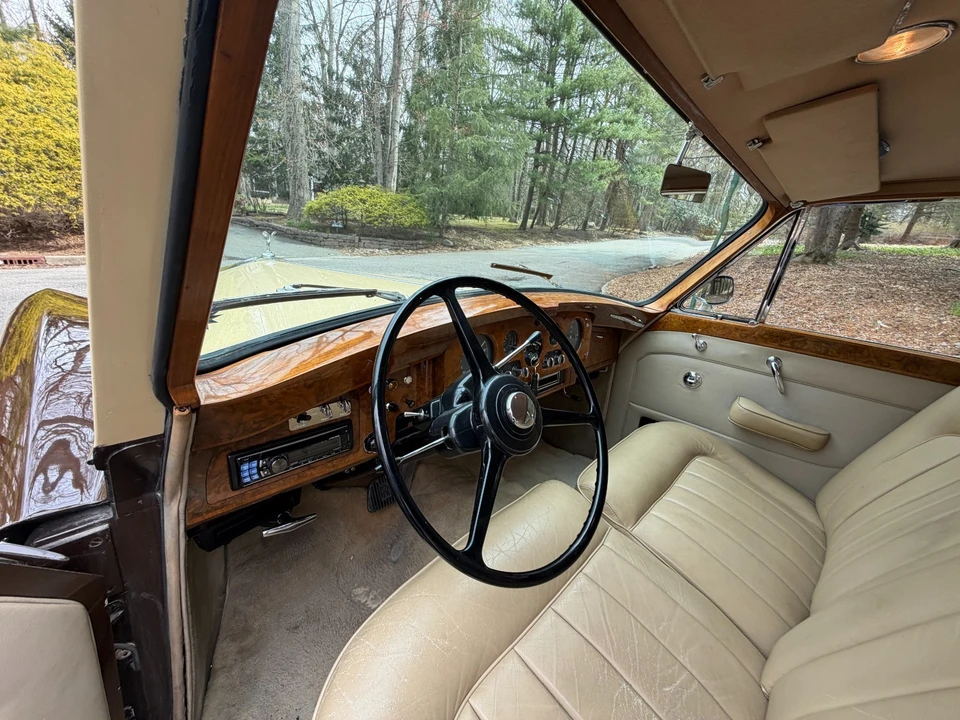 1964 Rolls-Royce Phantom V - Image 12 of 31