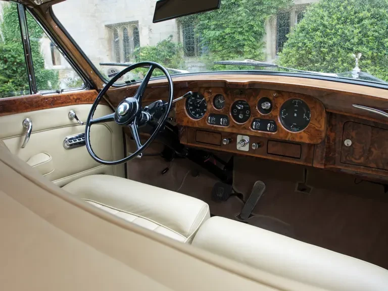 1964 Rolls-Royce Phantom V - Image 17 of 25