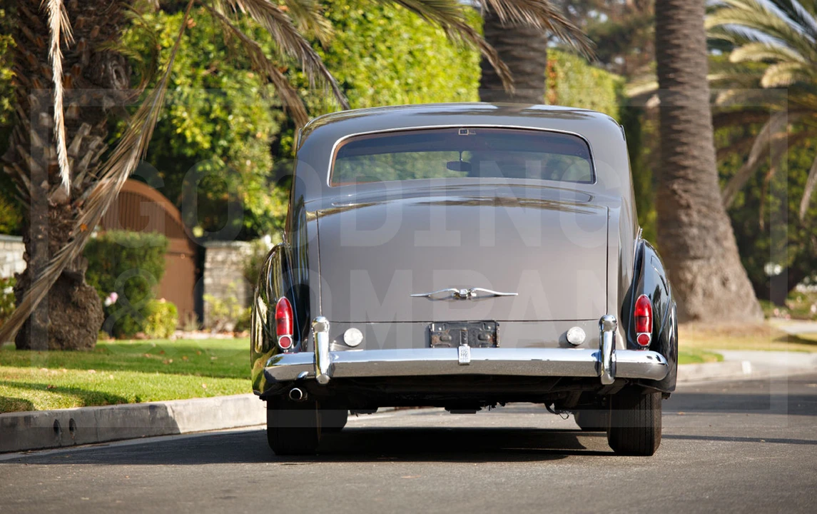 1964 Rolls-Royce Phantom V - Image 8 of 18