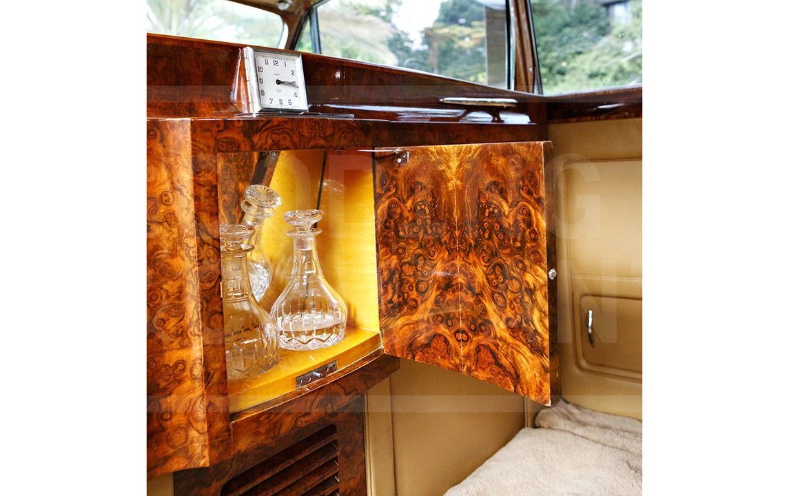 1964 Rolls-Royce Phantom V - Image 10 of 18