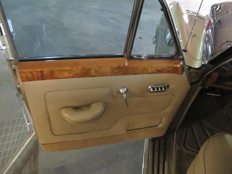 1964 Rolls-Royce Silver Cloud III - Image 8 of 12
