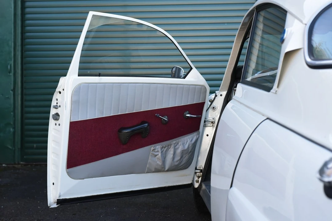 1964 Saab 96 - Image 25 of 30