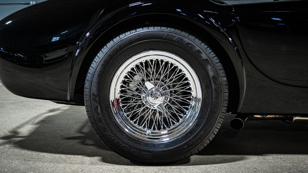 1964 Shelby Cobra 289 - Image 23 of 31