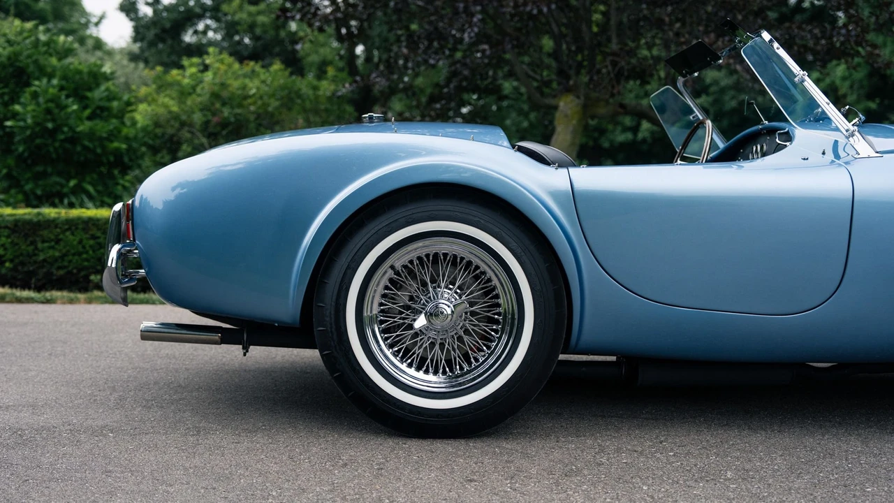 1964 Shelby Cobra 289 - Image 17 of 31