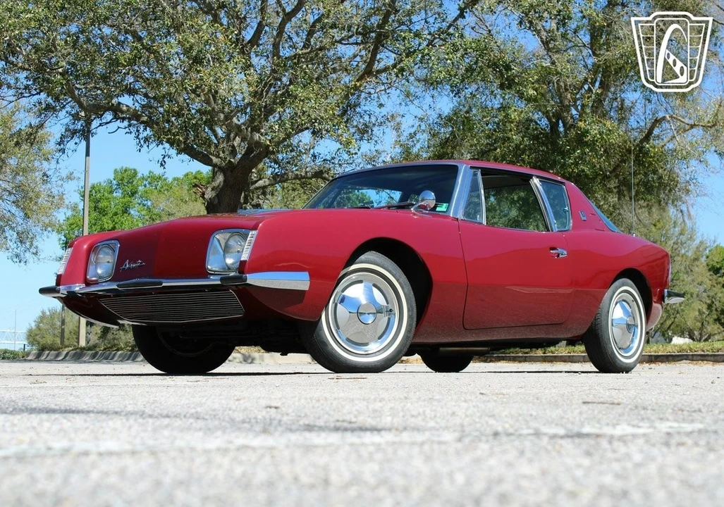 1964 Studebaker Avanti - Image 5 of 12