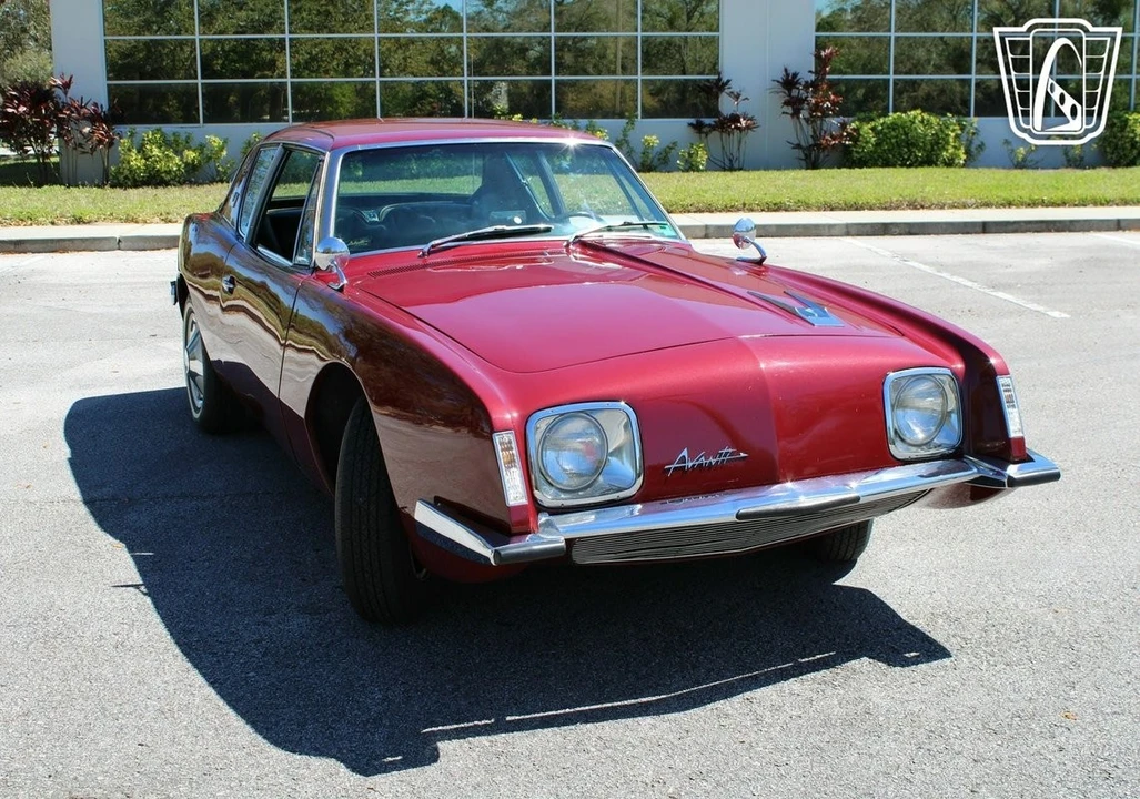 1964 Studebaker Avanti - Image 8 of 12
