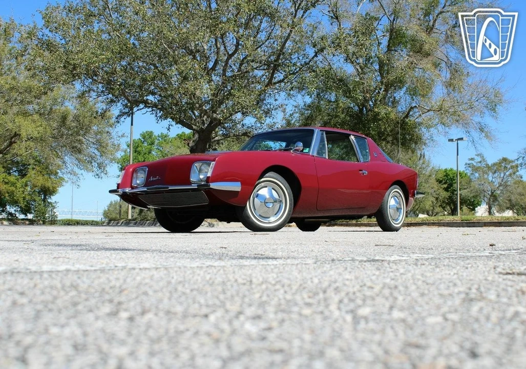 1964 Studebaker Avanti - Image 4 of 12