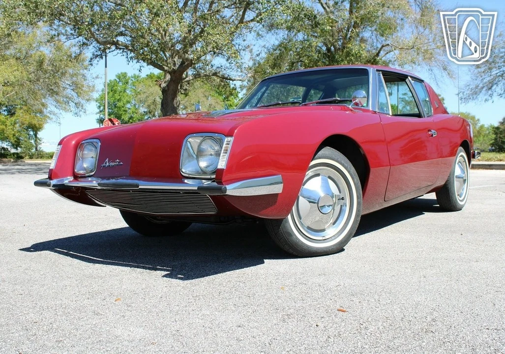 1964 Studebaker Avanti - Image 10 of 12