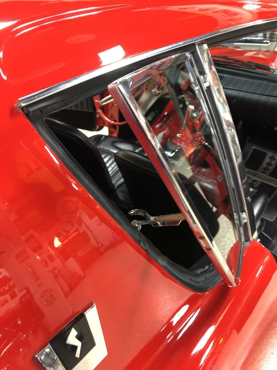 1964 Studebaker Avanti - Image 25 of 31