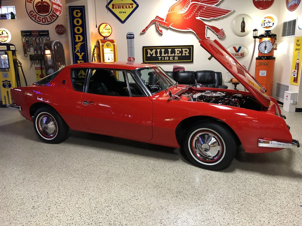 1964 Studebaker Avanti - Image 11 of 31
