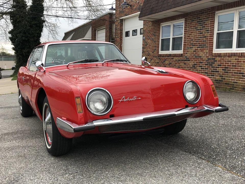 1964 Studebaker Avanti - Image 9 of 31
