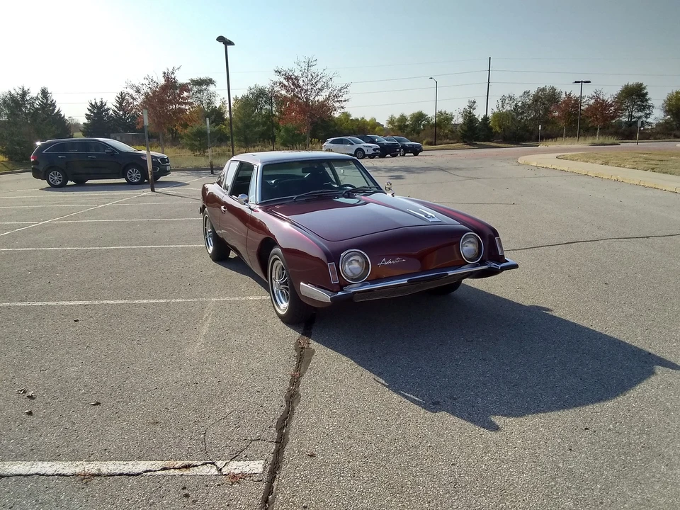1964 Studebaker Avanti - Image 9 of 31