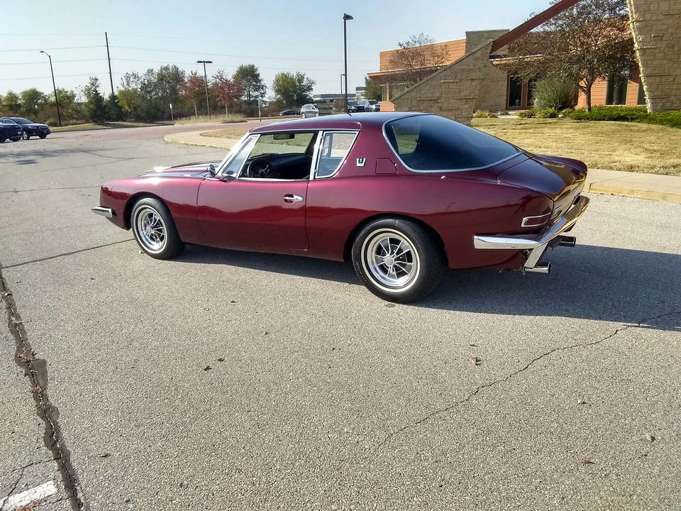 1964 Studebaker Avanti - Image 15 of 31