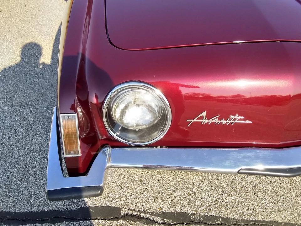 1964 Studebaker Avanti - Image 21 of 31