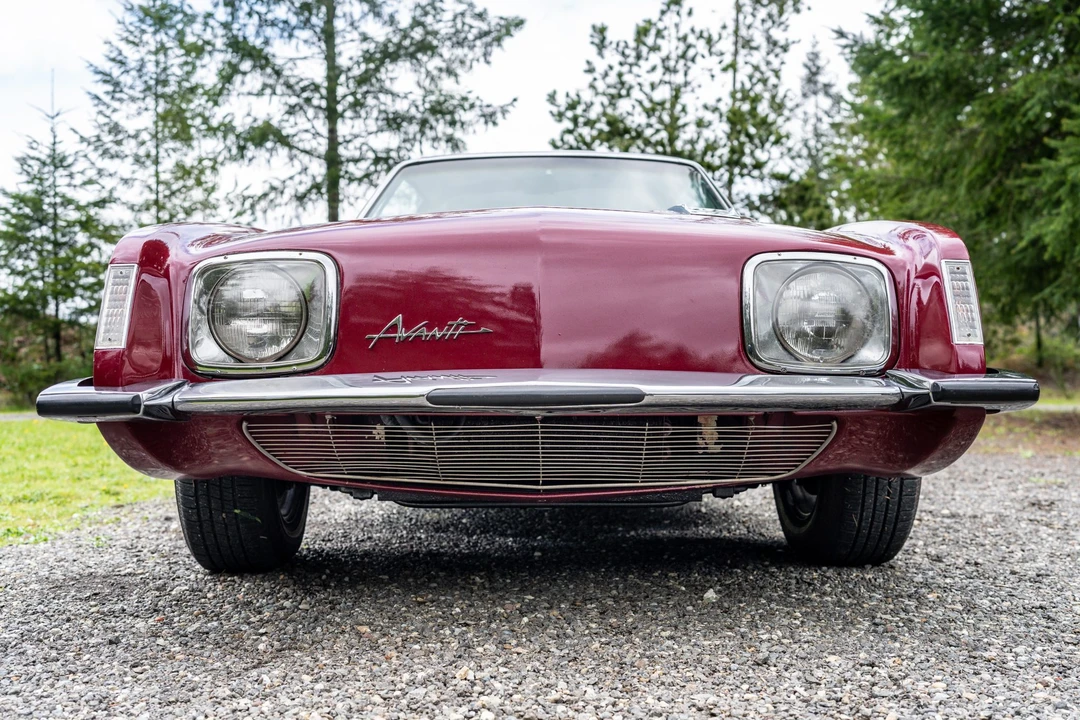 1964 Studebaker Avanti - Image 5 of 31