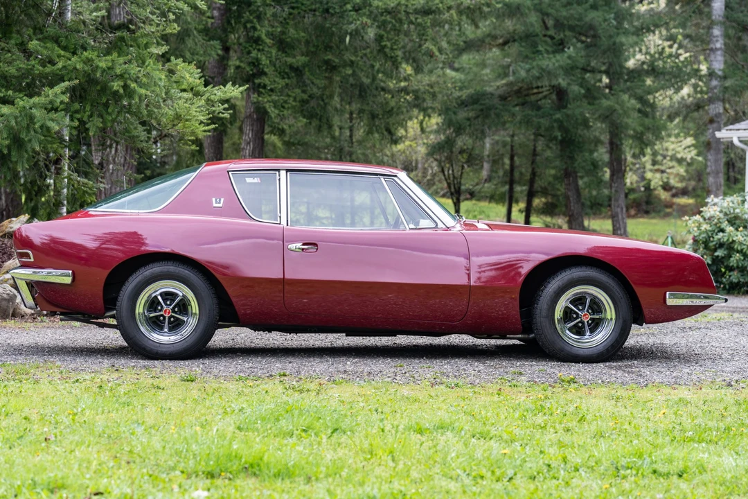 1964 Studebaker Avanti - Image 12 of 31