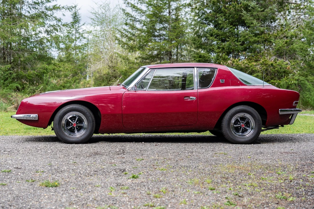 1964 Studebaker Avanti - Image 7 of 31