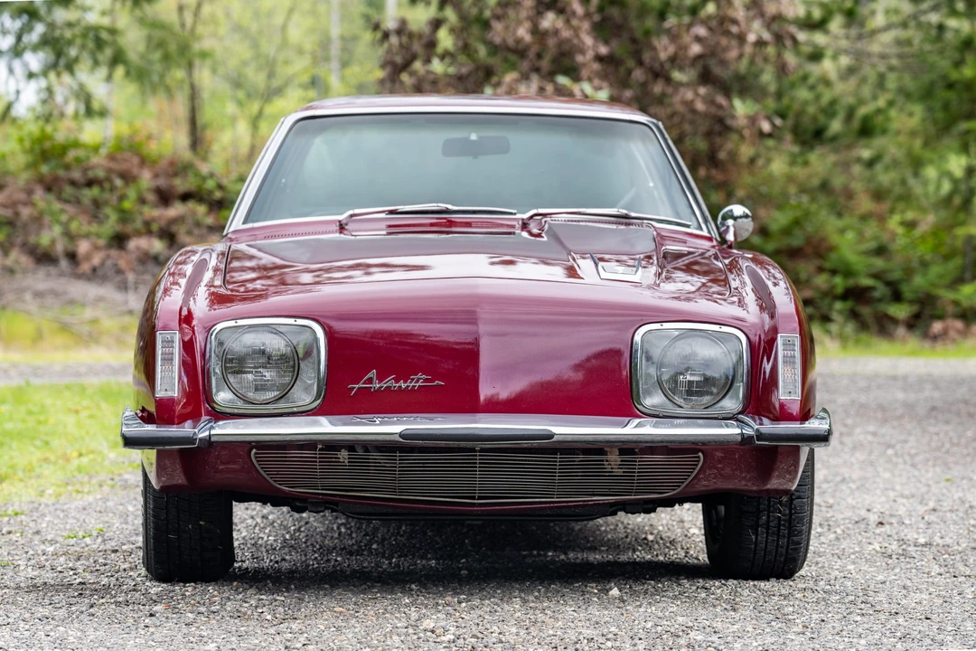 1964 Studebaker Avanti - Image 4 of 31