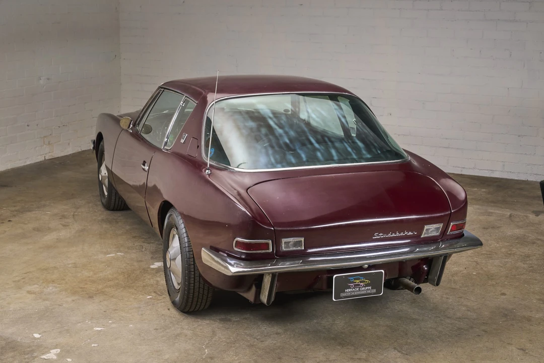 1964 Studebaker Avanti - Image 21 of 31