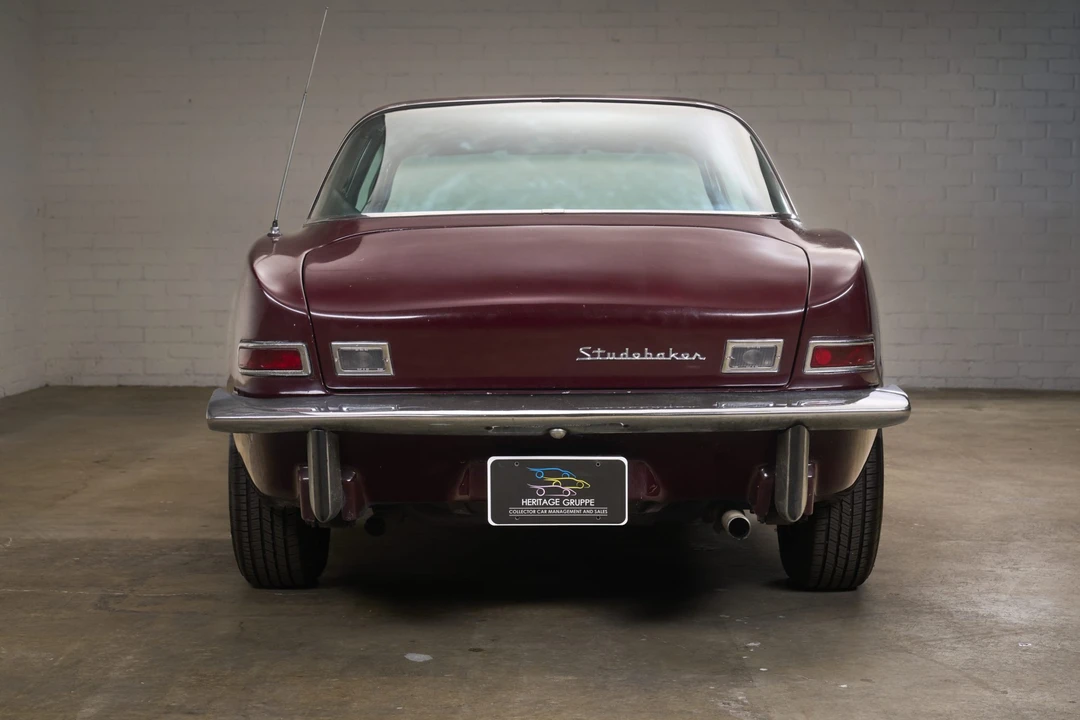 1964 Studebaker Avanti - Image 25 of 31