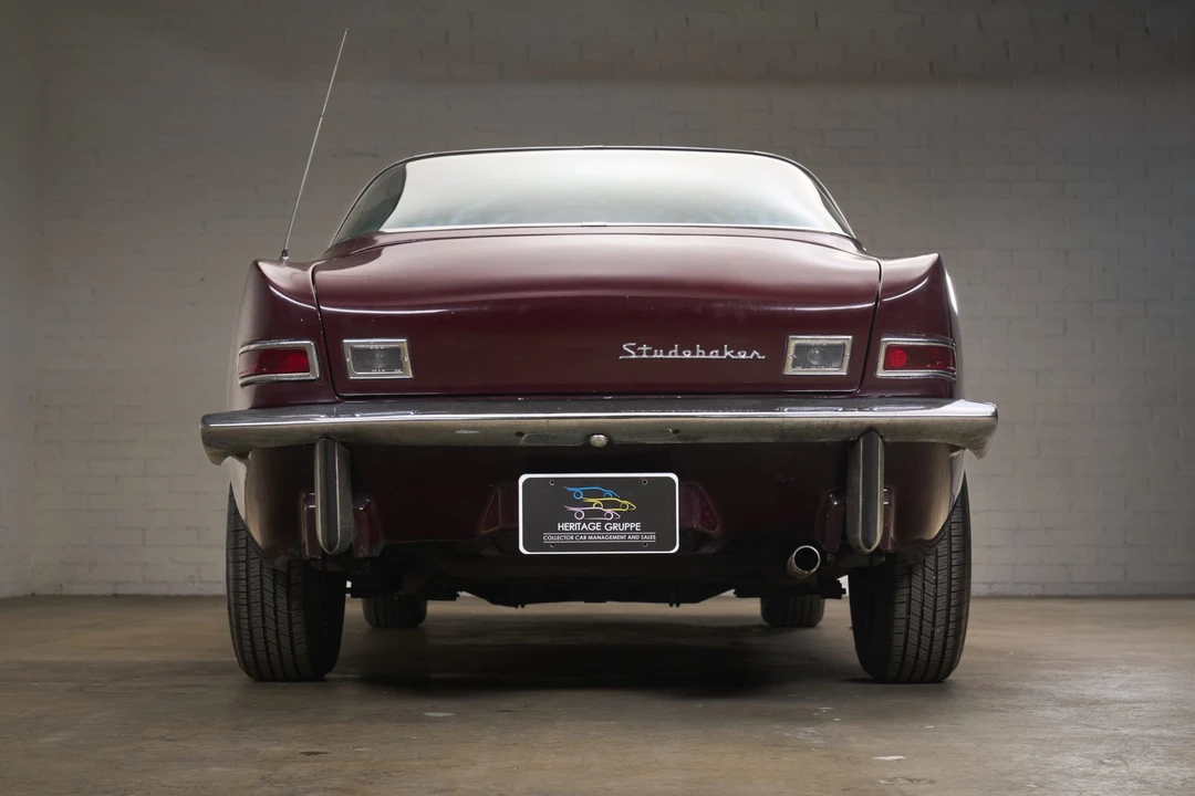 1964 Studebaker Avanti - Image 24 of 31