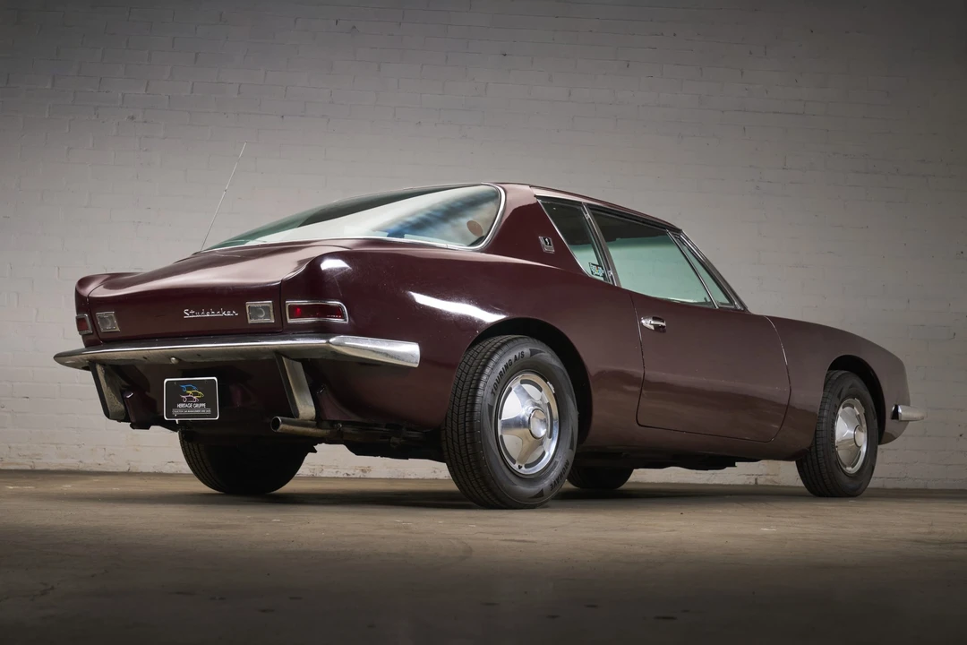 1964 Studebaker Avanti - Image 30 of 31