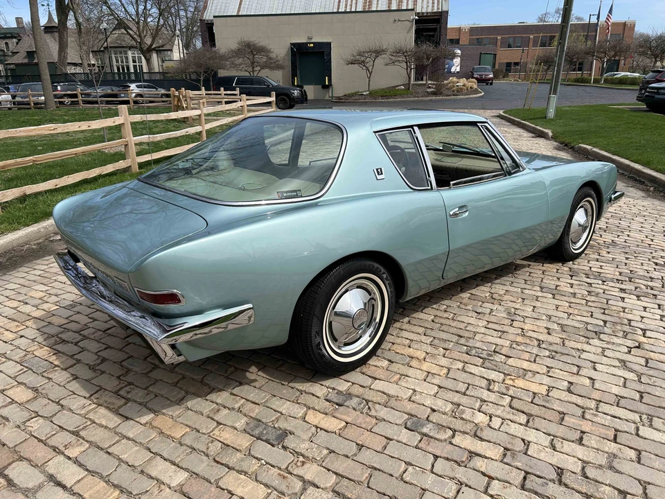 1964 Studebaker Avanti - Image 10 of 31