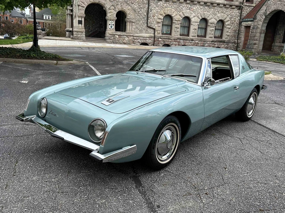 1964 Studebaker Avanti - Image 19 of 31