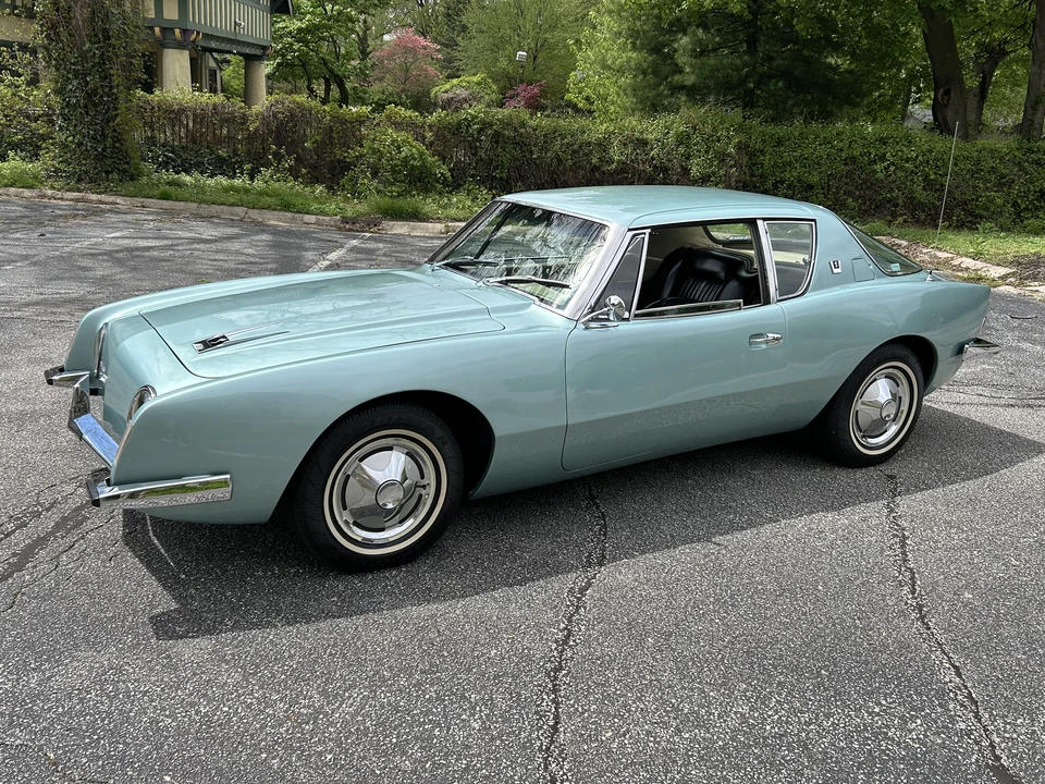 1964 Studebaker Avanti - Image 16 of 31