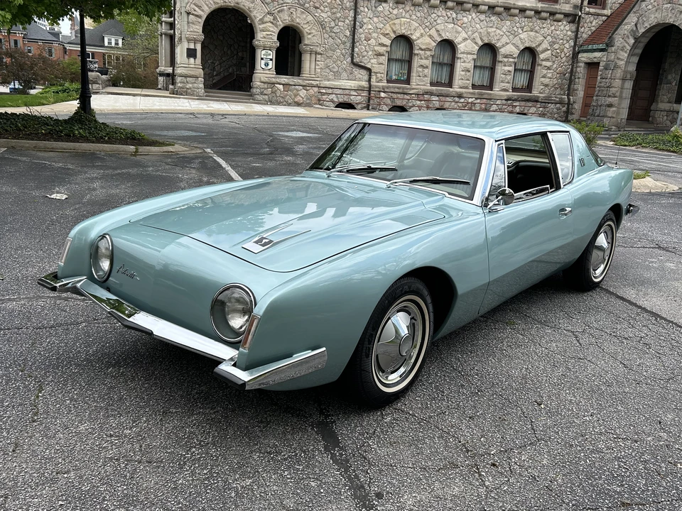 1964 Studebaker Avanti - Image 19 of 31