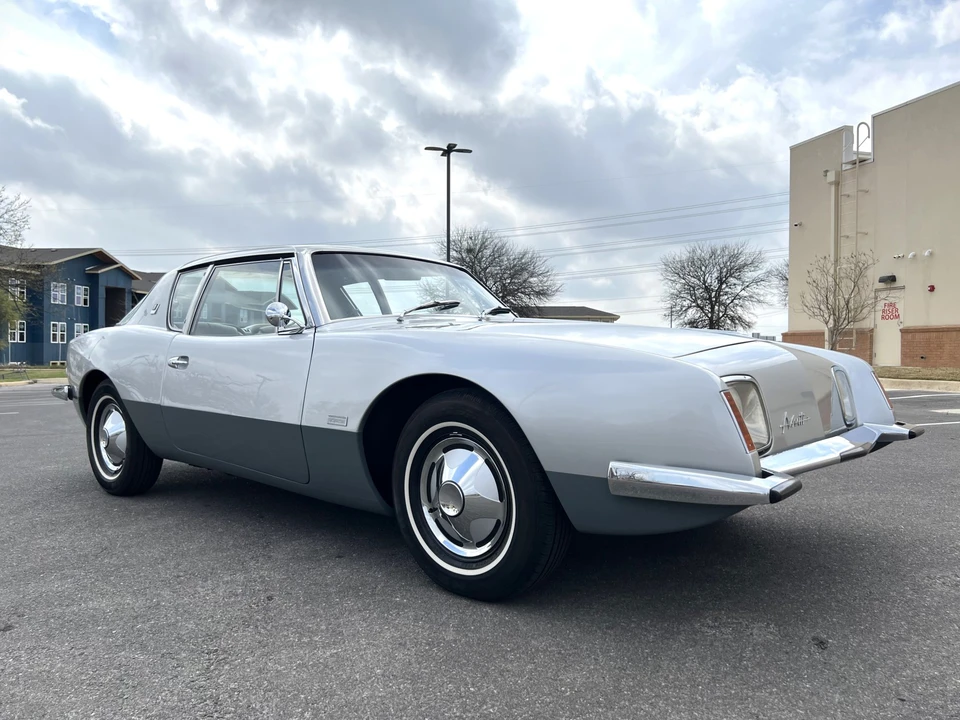 1964 Studebaker Avanti - Image 21 of 31