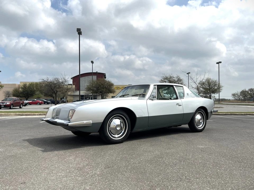 1964 Studebaker Avanti - Image 6 of 31