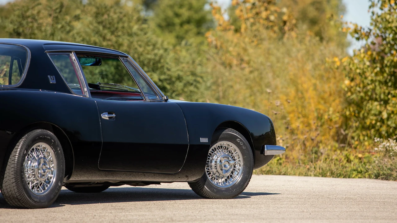 1964 Studebaker Avanti - Image 19 of 24