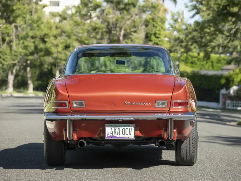 1964 Studebaker Avanti - Image 9 of 31