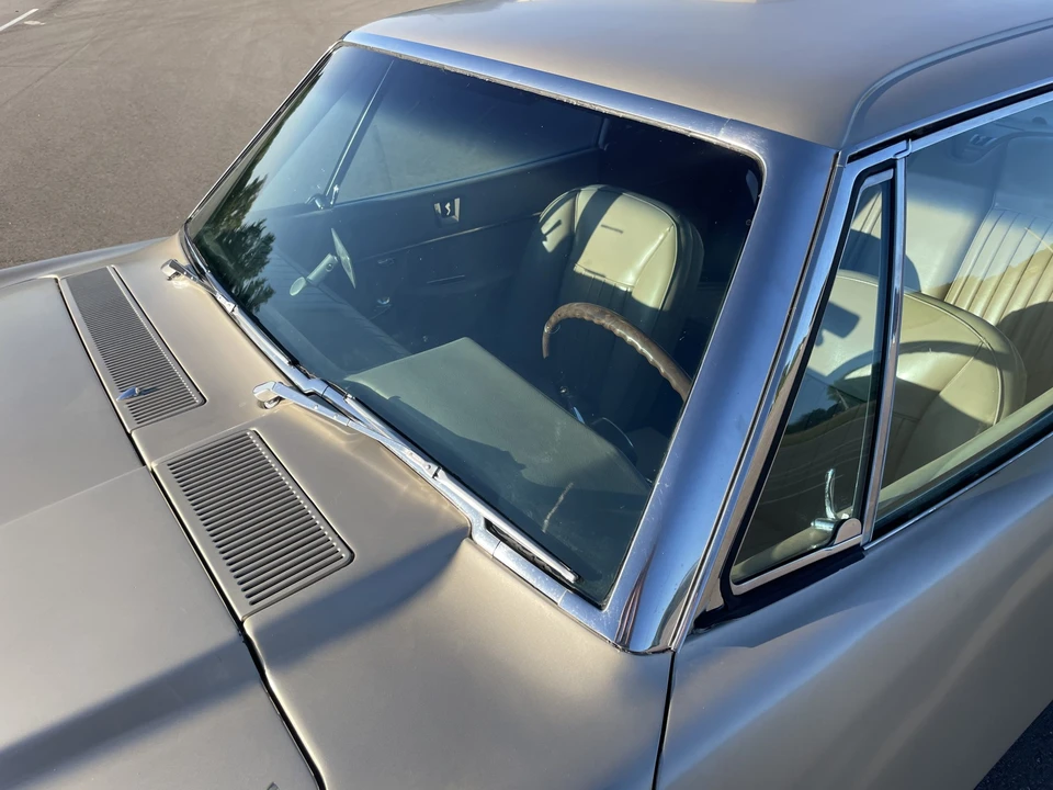 1964 Studebaker Avanti - Image 26 of 31
