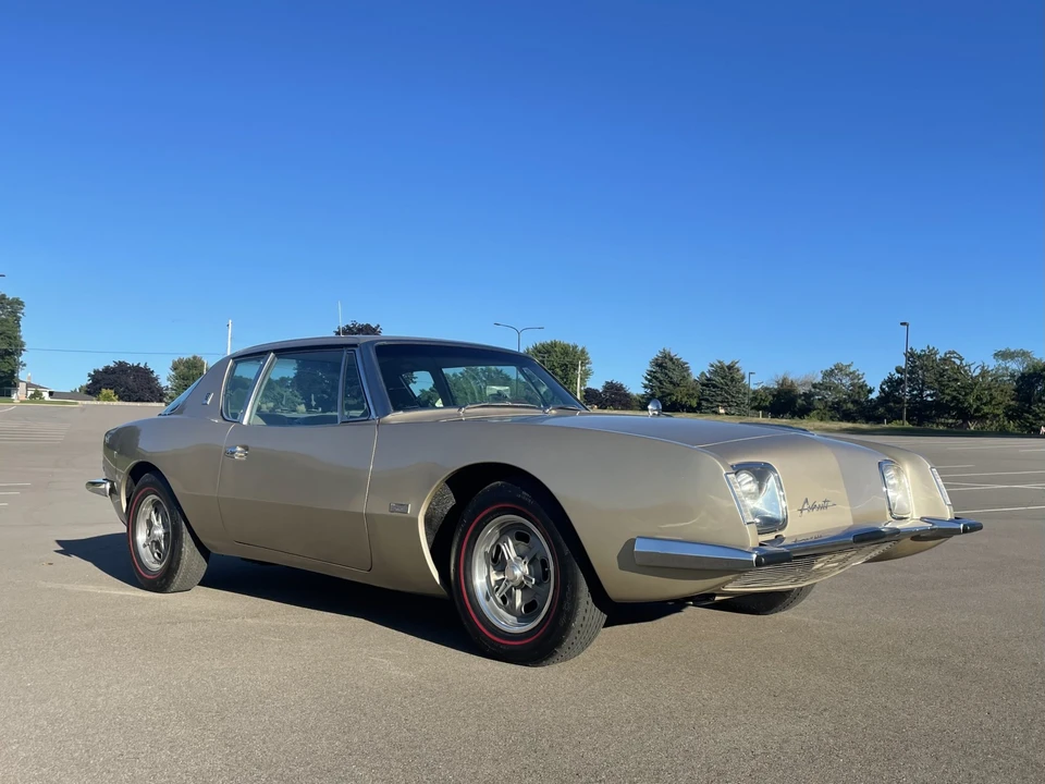 1964 Studebaker Avanti - Image 6 of 31