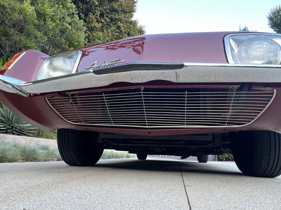 1964 Studebaker Avanti - Image 25 of 31