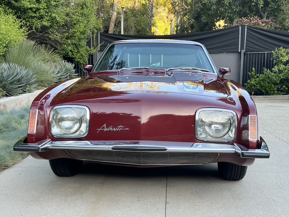 1964 Studebaker Avanti - Image 22 of 31